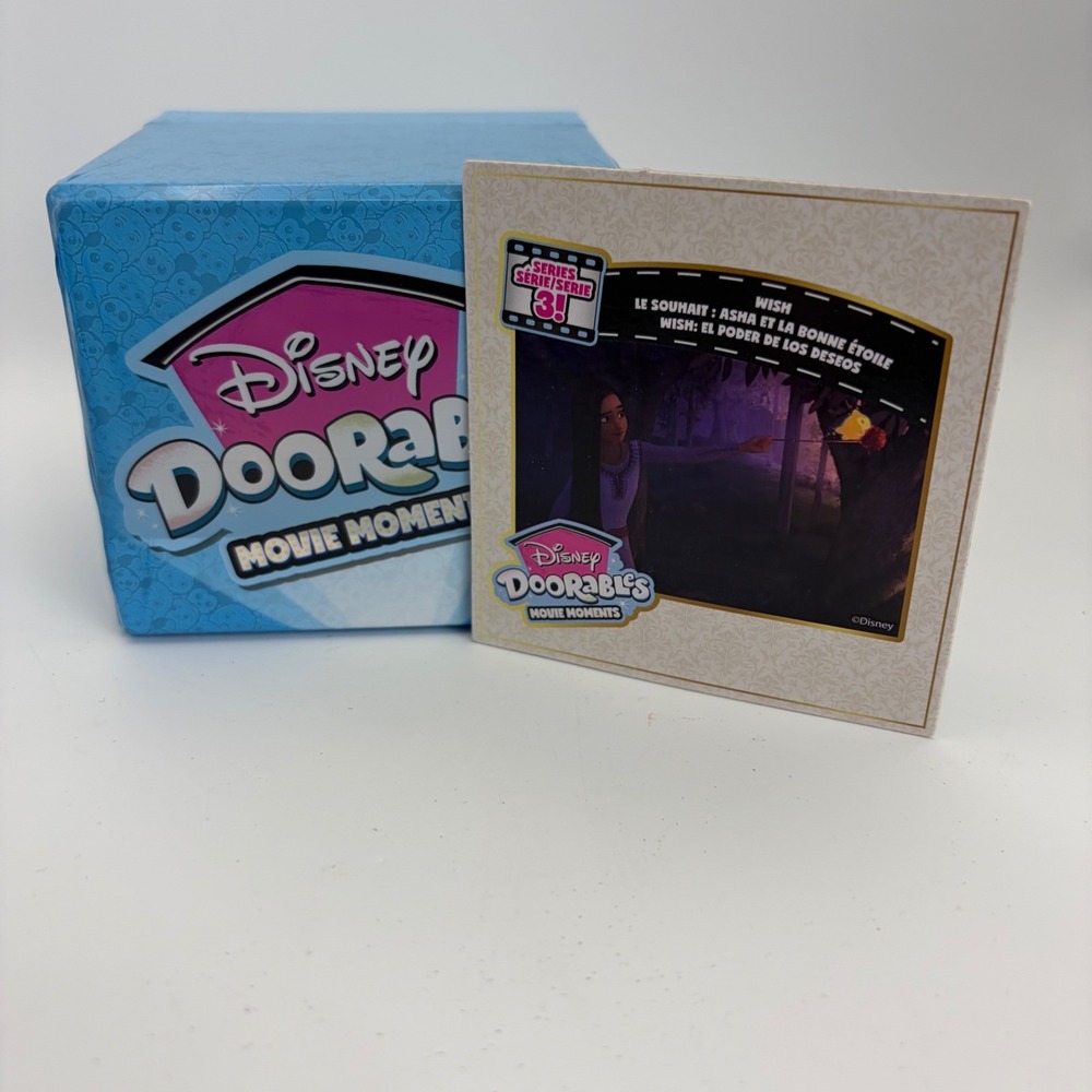 Disney Doorables Movie Moments Series 3 Mini Figure Set Wish Asha and Star
